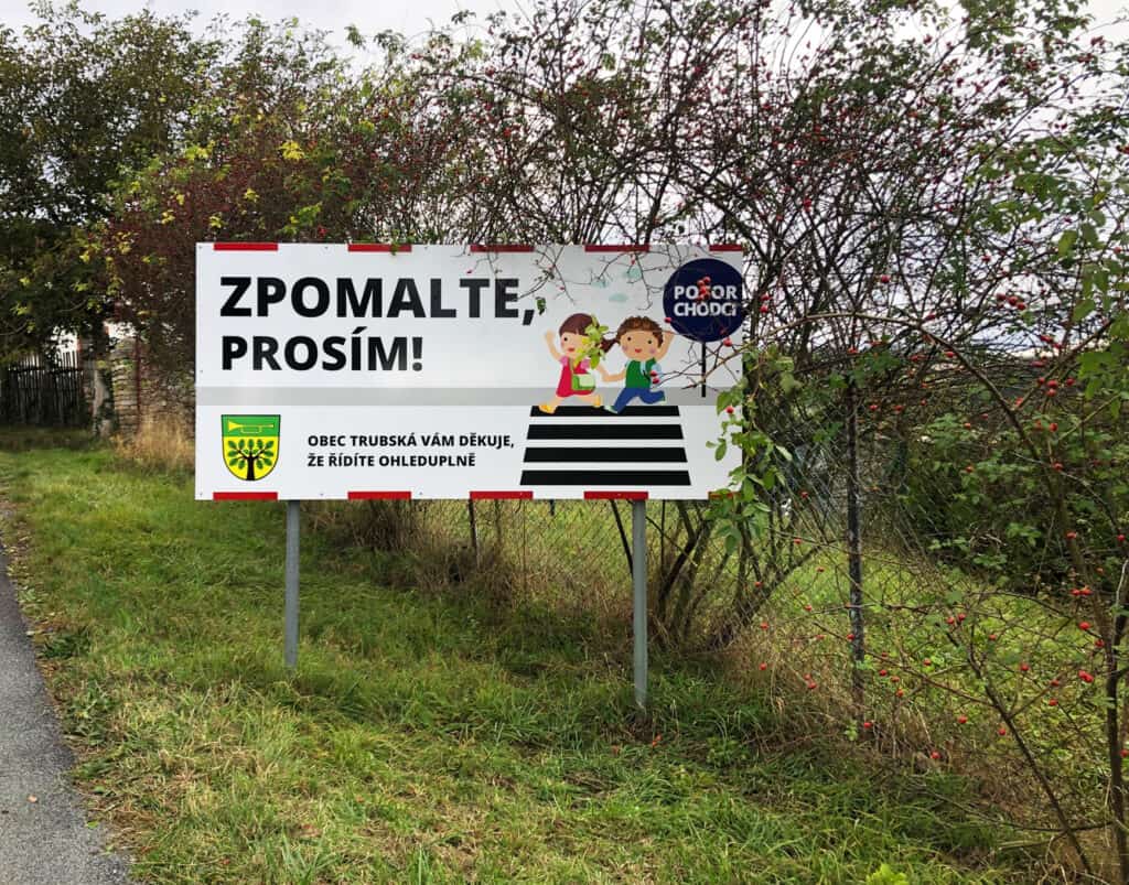 Bezpečnostní tabule - Zpomalte